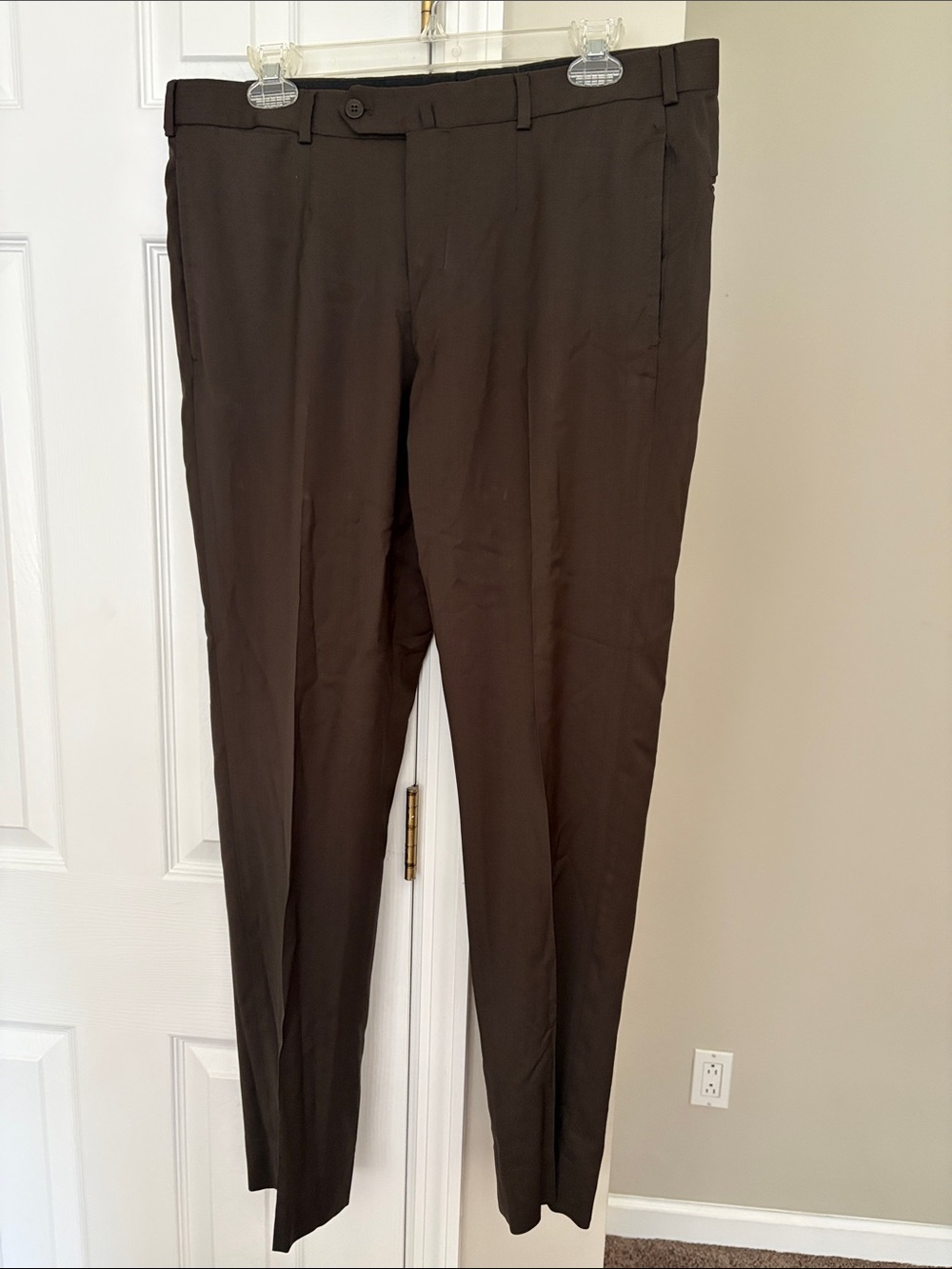 Isaia Napoli “Aquaspider” Brown Tailored trousers. EU size 48. Great condition!
